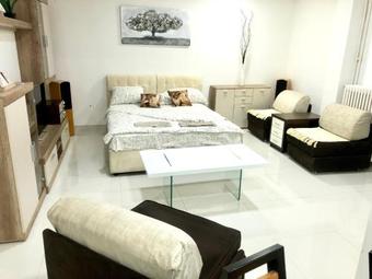 Apartment On A River Avenue