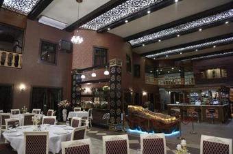 Hotel Shahristan
