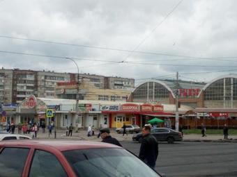 Apartment On Katukova 18