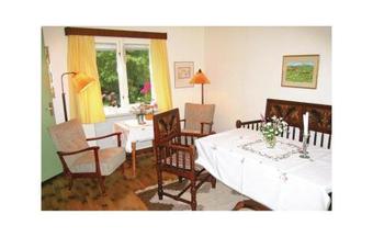 Holiday Home Lilla Fr� M�rbyl�nga
