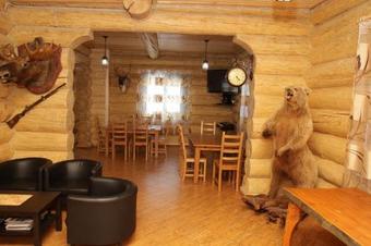 Hostal Guest House Tri Medvedya