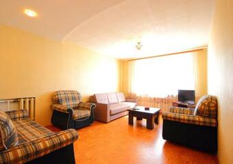 Apartment On Lenina 48