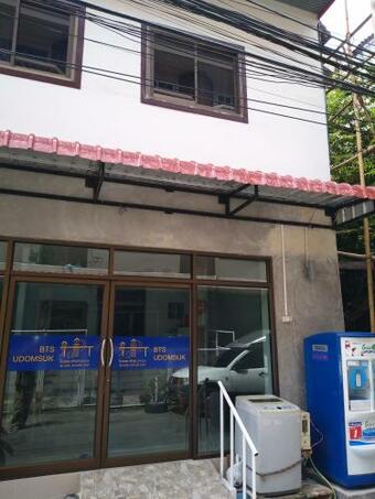 Hostal Model House 2543