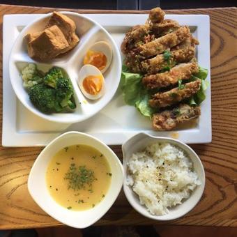 Jiufen Jinguashih Foothills Cafe