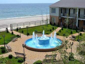 Hotel Baza Otdykha Jules Verne