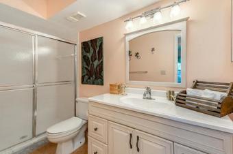 Bahia Vista 7-115, 2 Bedrooms, Pool Access, Wifi, Hot Tub, Sleeps 6