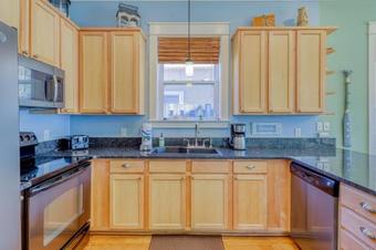 Beachy Blue - Family Beach Retreat