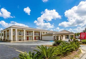 Hotel Red Roof Inn & Suites Statesboro - University
