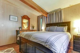 Our Cabin On Sun Up Bay