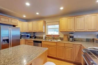 Kootenai Bay Retreat