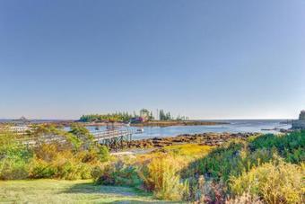 Frosty Glen, A Southport Island Retreat