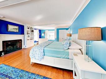 39 Spruce Street Home