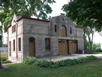 Bed & Breakfast Jesse Stone House B & B