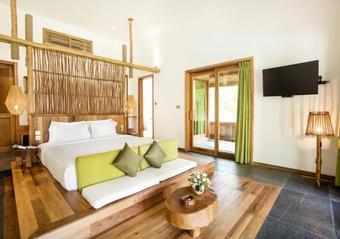 Hotel Green Bay Phu Quoc Resort & Spa