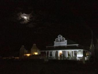 Bed & Breakfast Carmel Villa