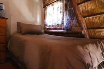 Thandabantu Game Lodge