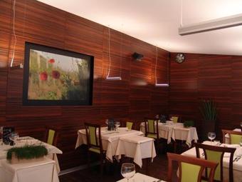 Hotel** Casino Restaurant Paquito