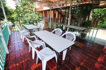 Hostal Baan Pordee Homestay