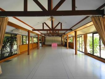 Hotel Baan Talay See Cream Resort