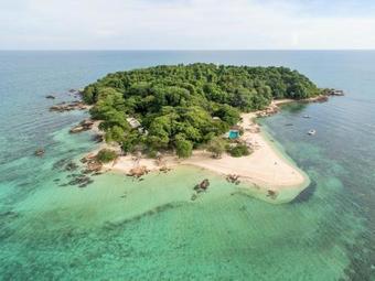 Hotel Koh Munnork Private Island By Epikurean Lifestyle