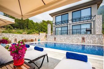 Uzunyurt Villa Sleeps 4