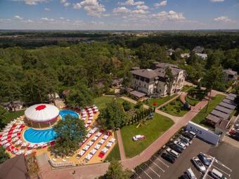 Knzs Hotel - Restaurant Complex Central Park