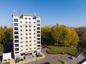 Riverside- Restaurant, Hotel, Beach