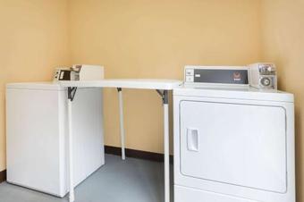 Hotel Days Inn By Wyndham Orangeburg South