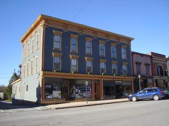 Posada Bristol Suites