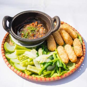 Hotel Ben Tre Riverside Resort