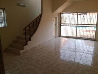 Hostal L-pack Guesthouse