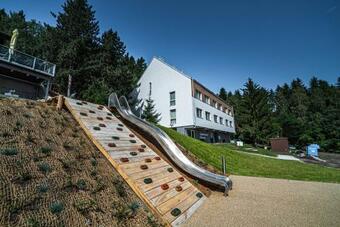 Hotel Mon�nec Nov� Javorka