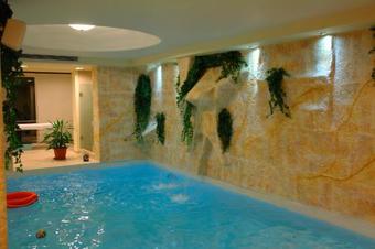 Aparthotel Arhontopetra Suites & Spa