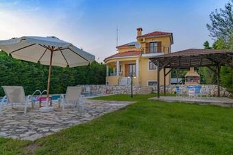 Villa Kefalonia Houses
