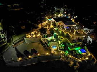 Hotel Panorama Suites & Spa