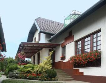 Hostal G�la Panzi�