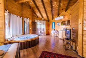Nof Tzameret Cabins