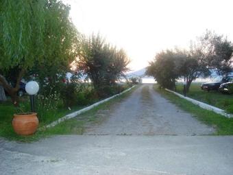 Apartments Skardoutsou