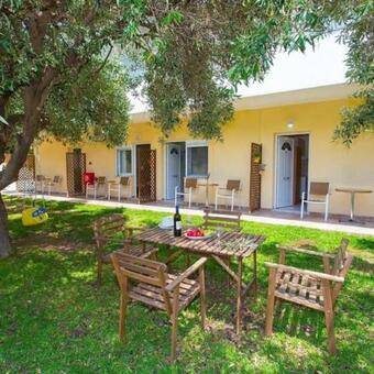 Hotel Narkissos Rooms