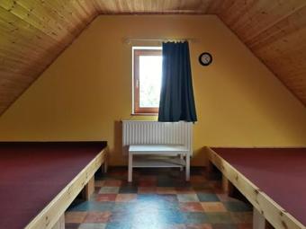 Nemesdombi Vend�gh�z