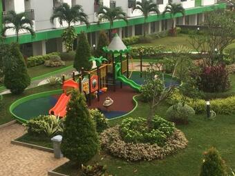 Apartamentos Green Lake View - Ciputat