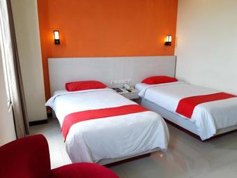 Halogen Hotel Airport Surabaya