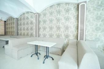 Hostal Oyo 1239 Mojokerto Classic Residence