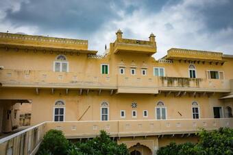 Hotel Castle Khandela