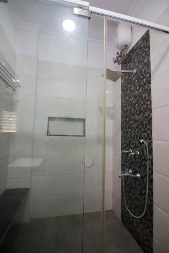 Villa Serene By Vista Rooms