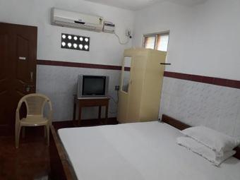 Hostal Pari Residential Lodge