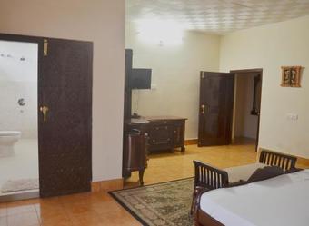 Hostal The Oasis Guest House