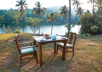 Hostal Windermere River House