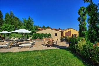 Baccaiano Apartment Sleeps 4 Air Con T242163