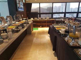 Bentley Tourist Hotel